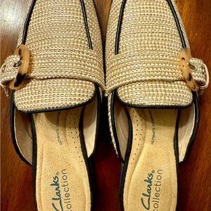 Clarks Women's Woven Beige Loafers